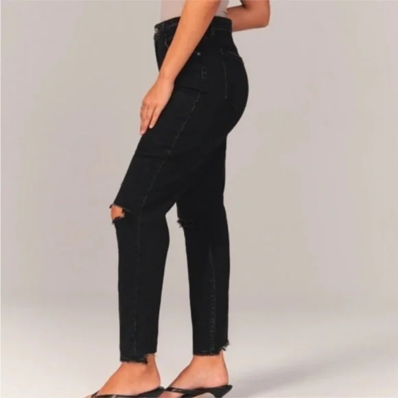 Abercrombie & Fitch Curve Love High Rise Mom Jeans Black Jeans Sz 28/6 - Picture 2 of 9